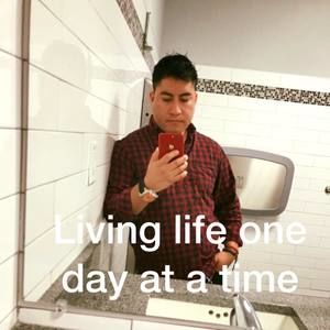 Meet your Posher, Robert